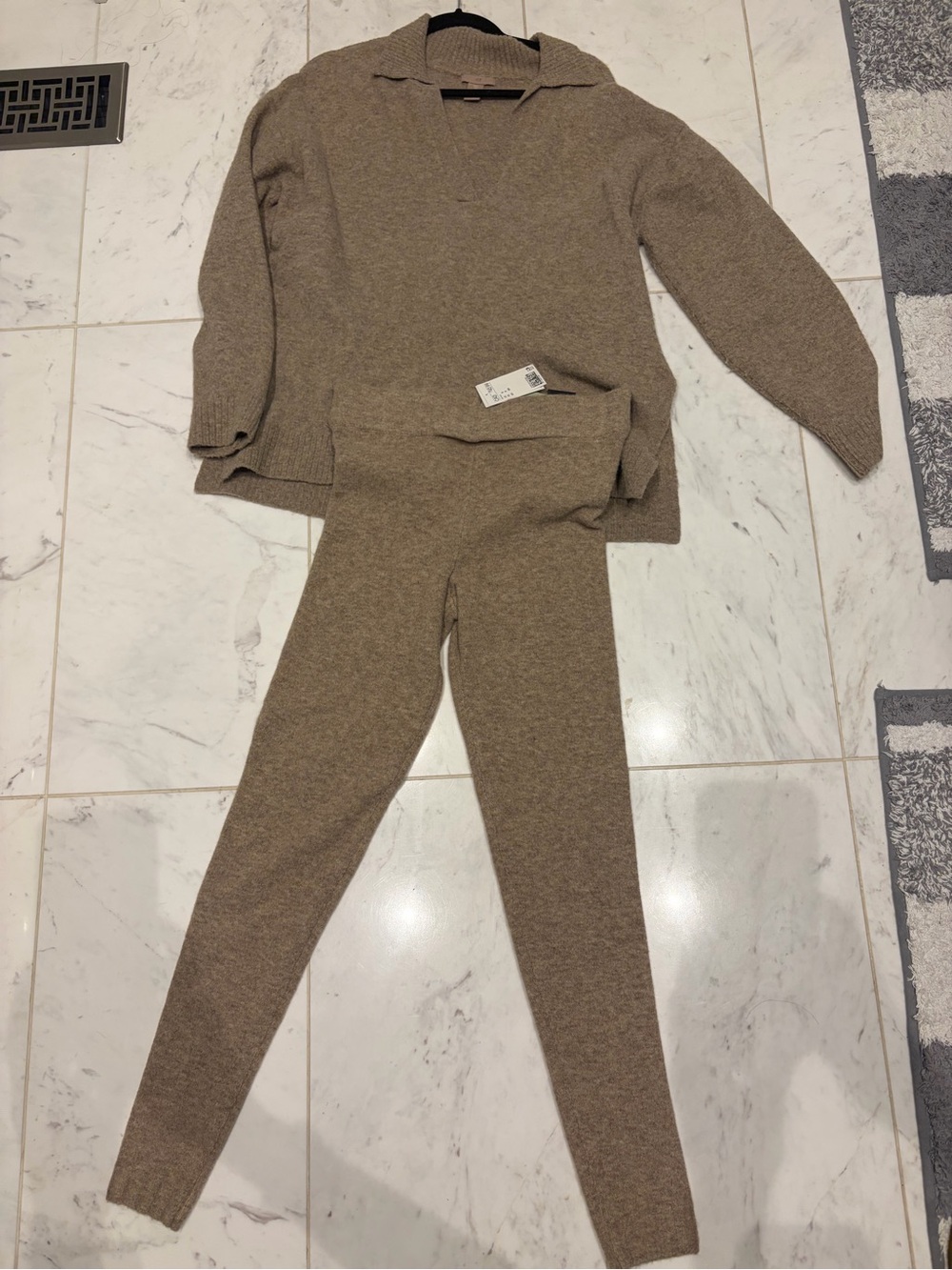 H&M Taupe Knit Sweater and High-Rise Leggings Set